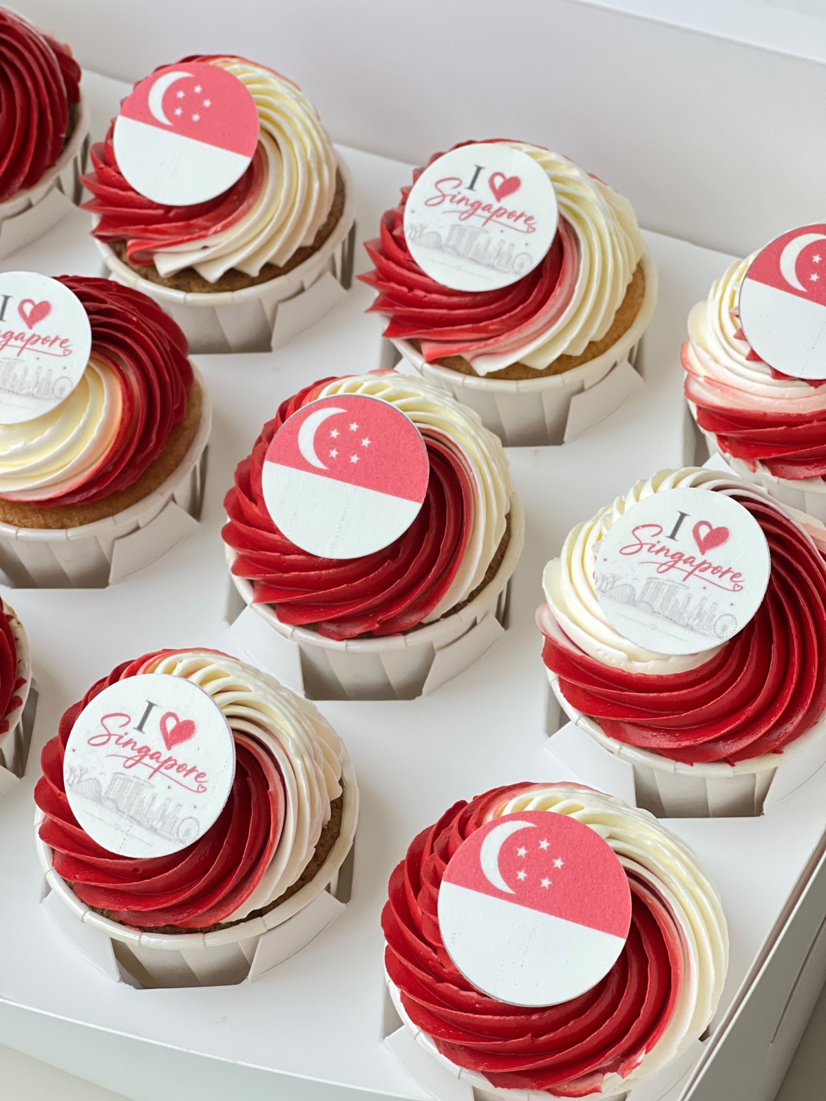 low in sugar national day best cupcakes delivery in singapore sg61 singapore flag